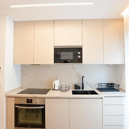 Brisa Dreams - - 100m Da Apartment
